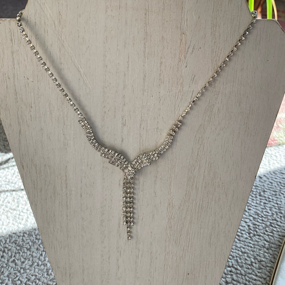 Vintage Rhinestone Waterfall Lariat Necklace - Picture 4 of 7